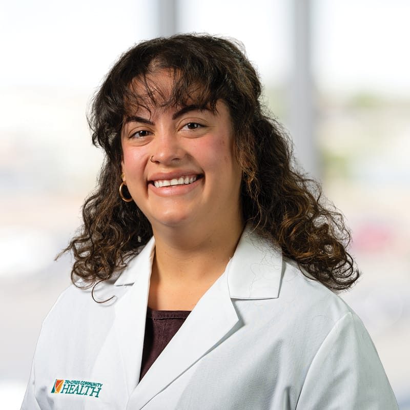TCCH_ProviderHeadshot_05.2025_800x800_ElinorJohnson_Lab